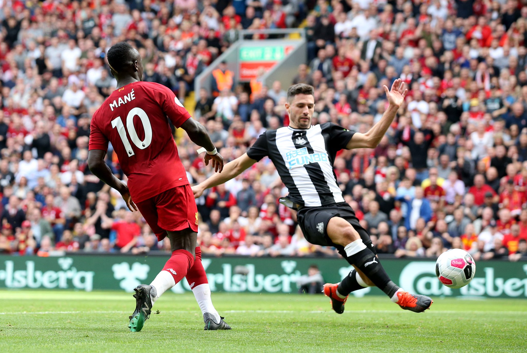 沙梅特对尼 沙梅特对尼